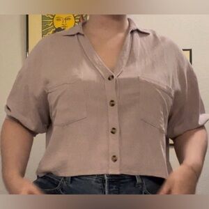 Lilac cropped button up. L